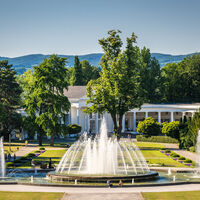 Bad Oeynhausen-Kurpark-Teutoburger-Wald-Tourismus-D-Ketz-340-CC-BY-SA.jpg