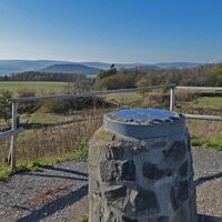 Rundumfernsicht vom Aussichtspunkt in Richtung Höhe Rhön