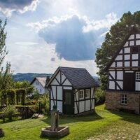 Nebengebäude am Schieferbergbau- und Heimatmuseum in Holthausen