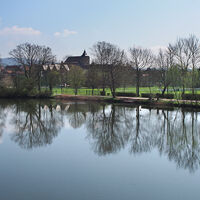 Kirche in Mihla von der Werrabrücke