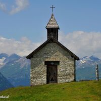 Die kleine Kapelle gleich neben dem Glocknerblick wurde 1965 dem heiligen Mönch Antonius von Padua geweiht.