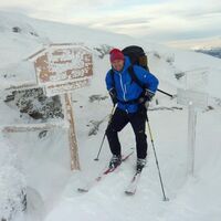 Im Winter bei der Ruine der Nansenhütte