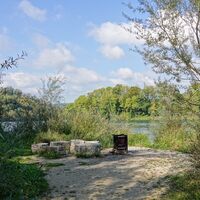 aue-chly-rhy-feuerstelle-am-rhein