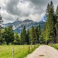 Blick zurück in die Haller Mauern