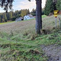 34.0 km Links auf Pfad nach Guglwald