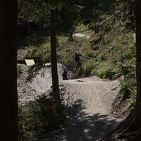 Mountainbiker in der Skill Area