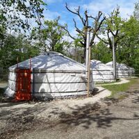 Jurtaszállás, Dobogókö