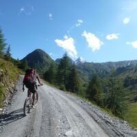 Die auffahrt zur Häuslalm - teils recht steil