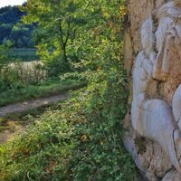 Barterand-See - gestaltete Felsen