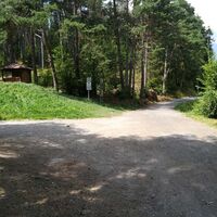 Abzweigung Ostersteinrunde klein oder Spielplatz