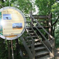 Stationen entlang des GeoTrails erzählen die Geschichte