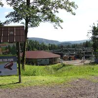 Blick auf Funpark, Brotterode und Schanzen