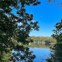 Blick auf die Staumaer der Fürwiggetalsperre