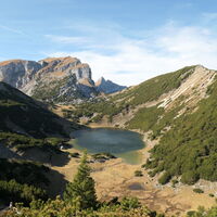 der wunderschön gelegene Zireinersee