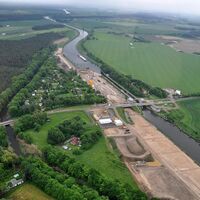 Luftbild während des Baus der neuen Schleuse in Zerben
