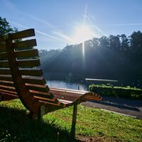 Hügelsofa Tiefer See