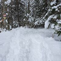 6.8 km Anfangs steiler Abstieg