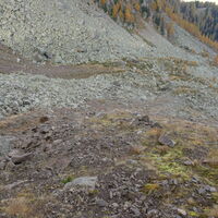 wir zweigen vom Steig links ab und steigen über eine Rinne zum Kleinen Laugen