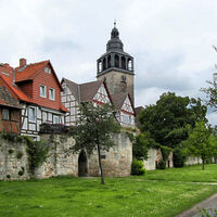 Stadtmauer mit St.-Crucis-Kirche in Bad Sooden-Allendorf