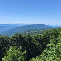 Blick auf den Grand Colombier, die Chartreuse und das Massiv der Belledonne