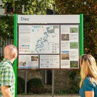 Die Kanu-Infotafel in den Diezer Lahnanlagen