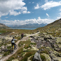 Val Schlattain Trail