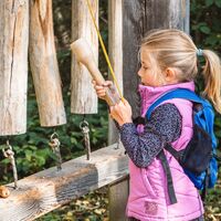 Kind auf dem Naturerlebnispfad Hinterzarten