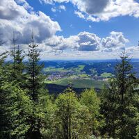 Ausblick ins Mühlviertel von der Aussichtbank vor dem Hochbuchetfelsen