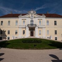 Start und Ziel der Tour ist Liechtenstein Schloss Wilfersdorf