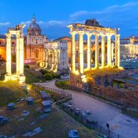 Forum Romanum in Rom am Abend