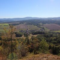 Blick auf Kälberfeld vom Großen Hörselberg