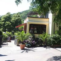 Weingut Sankt Annaberg auf Weinsteig Zuweg in Burrweiler