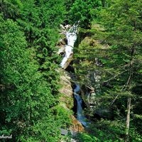 Wer will, kann hier im eisigen Bergwasser Abkühlung suchen.