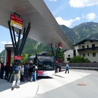 Mit dem Bus von Bad Hof Gastein zu den Anschlussbahnhöfen Lend oder Schwarzach.