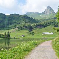 Der Grosssee mit dem Sächsmor im Hintergrund