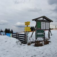 5.9 km Vor den gelben Schilderwald nach links