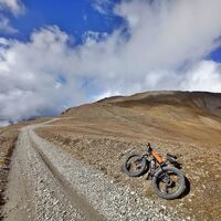 Straße nach Jafferau mit dem MTB