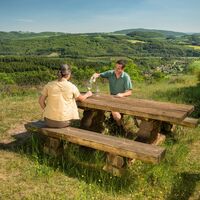 Rast im Naturschutzgebiet Mittagsfels