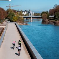 Radfahren entlang der Traisen in St. Pölten
