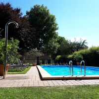 Swimming Pool Hotel Moser