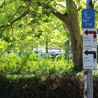 Nordic Walking-Beschilderung am Parkplatz Thermarium