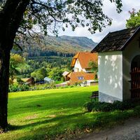 Gsteinert - Materl am Wegrand mit Blick zum Ostrong