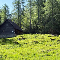 [ M.te Sciober grande ] Am Greuther Aibl mit dem Rifugio Cinque Punte / Fünfspitzhütte