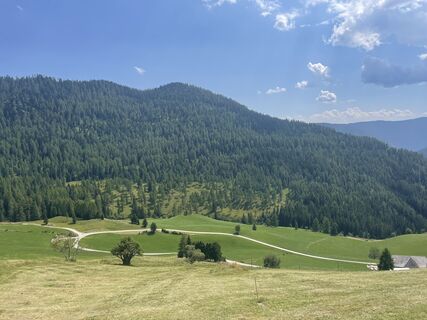 Foto von Hanza entlang der Tour