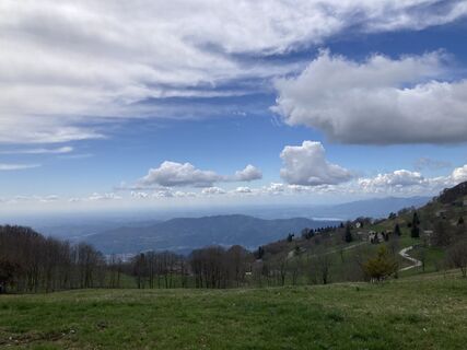 Zdjęcie z Marilena Locatelli wzdłuż trasy