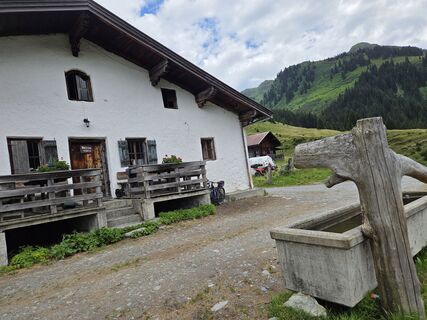 Fotografija s spletne strani Marianna Glarcher na poti