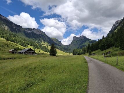 Zdjęcie z Christian Krebs wzdłuż trasy