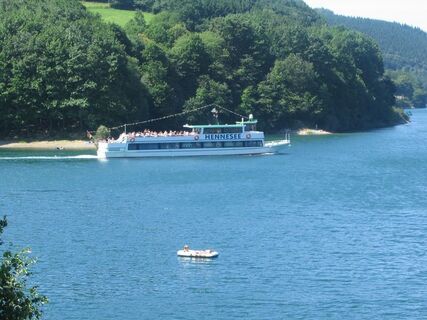 Schiffsrundfahrten auf dem Hennesee