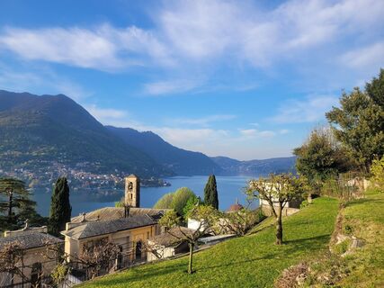Fotografija s spletne strani Ros 1 na poti