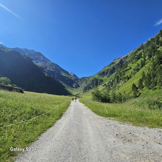 Foto von Barista entlang der Tour